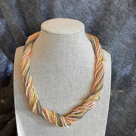 Gorgeous multi strand seed bead necklace in peach, lime, yellow, & silver. - Picture 2 of 12